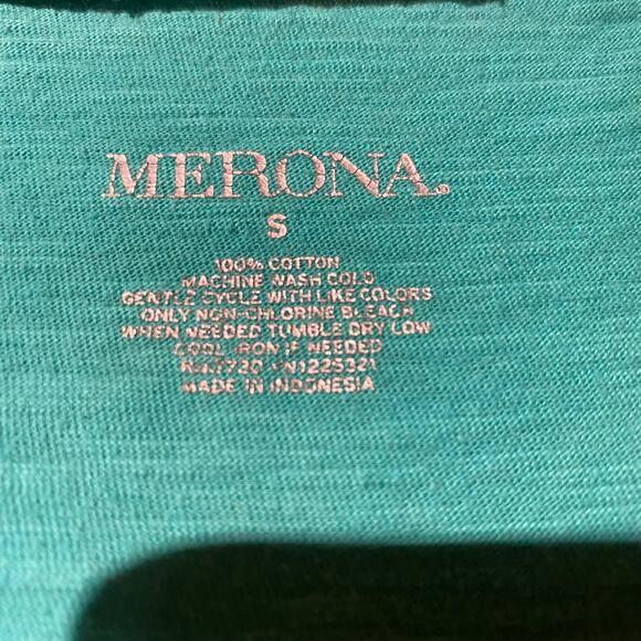 Y2K Retro Mega Man Tshirt and Teal Vneck 2 tshirt bundle size small Casual Comfy - Picture 4 of 4